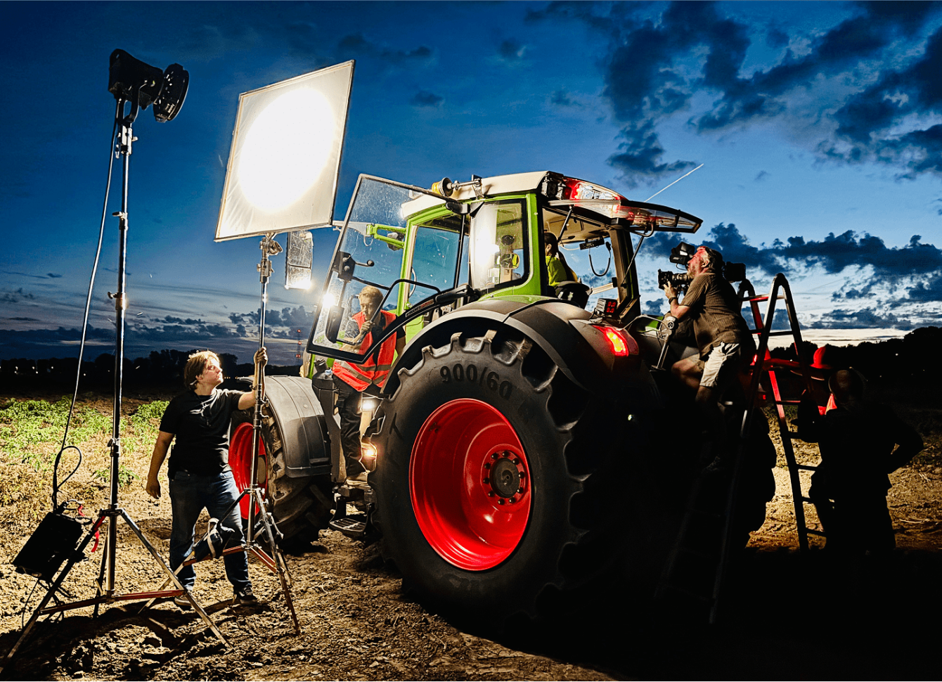https://0to9.nl/uploads/beequip-tractor-min.png